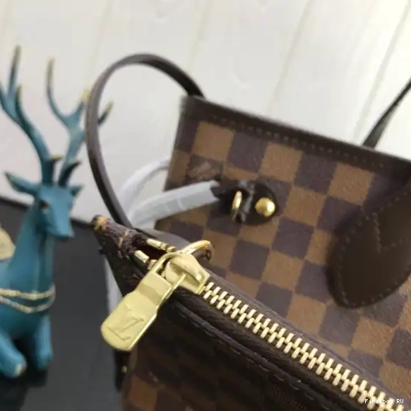 First bag PM NEVERFULL LOUIS VUITTON 0502